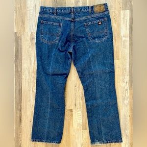 38-30 relaxed Dickies lined jeans- very warm! Like new condition!